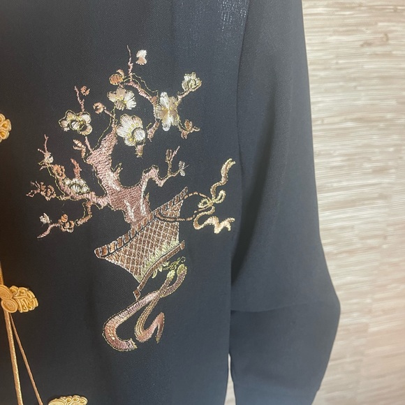 Asian Inspired Jacket - Picture 3 of 6